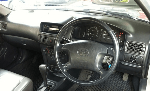 Car Rental (Toyota Corolla 1.6SEG) - Automatic